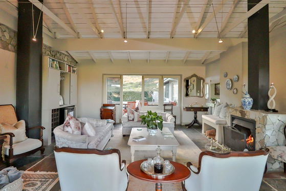 Resting Room, Hermanus, Lodge on the Green, Beachfront Lodge, DCC Hotel Group