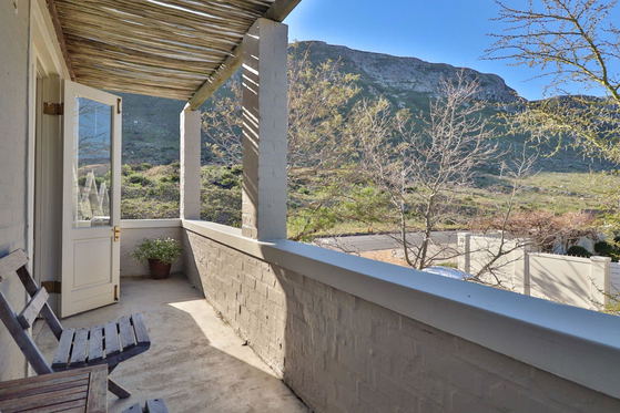 Mountain Room View, Hermanus, Lodge on the Green, Beachfront Lodge, DCC Hotel Group