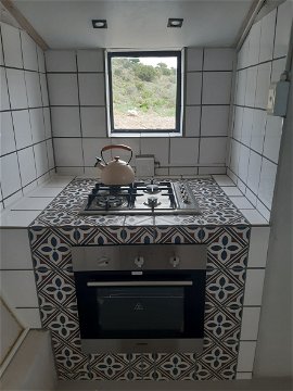 Gas hob and electric oven in Springbokhuisie