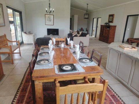Plaashuis dining area Plaashuis dining area