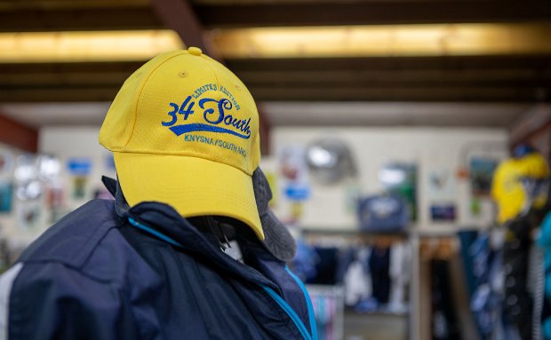 34 South restaurant, Knysna. Clothing & accessories 34 South restaurant, Knysna. Clothing & accessories