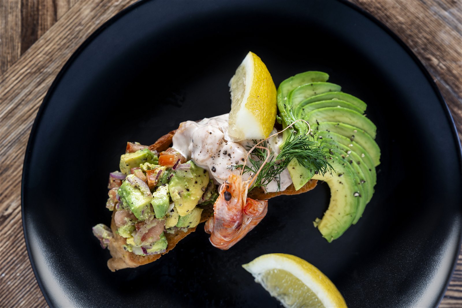 Prawn and Avo Cocktail at 34 South