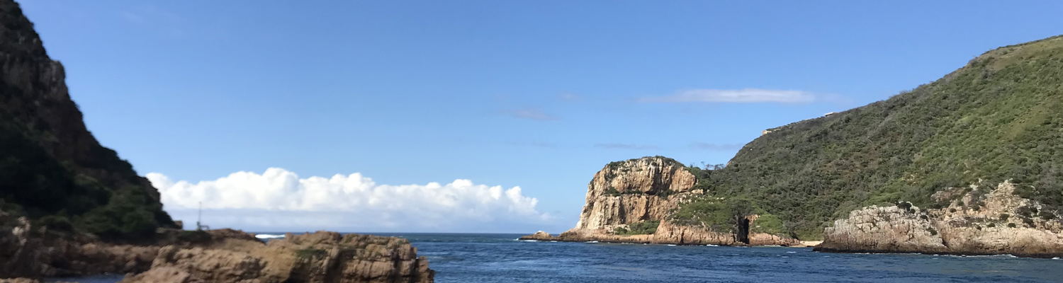 34 South restaurant, Knysna. The Knysna Heads