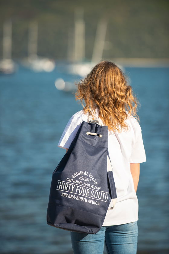 34 South restaurant, Knysna. Clothing & accessories. Gifts