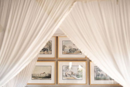 Simbavati Amani Lodge showcases thoughtfully designed interiors with artistic décor and warm, inviting spaces.