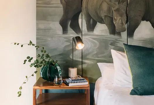 Simbavati Camp George combines rustic charm and stylish design with thoughtful touches, artwork, and Wildlife-themed decor, creating a warm and inviting atmosphere in every room.