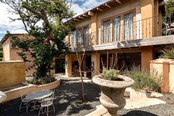 Petite Provence Guest House