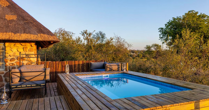 Escape to Simbavati Cederberg Ridge, where you can unwind by the stunning pool, surrounded by nature’s beauty and breathtaking views. The perfect place to relax and rejuvenate.