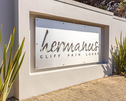 Hermanus Cliff Path Lodge - (Western Cape)