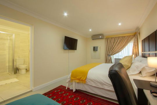 Escape to Royal Hills Lodge and Spa for ultimate relaxation. Enjoy rooms with plush bedding and a serene ambiance, blending comfort and style for a truly memorable stay.