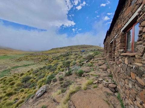 Unwind at Tenahead Lodge & Spa, set atop a picturesque hill. Breathe in the fresh mountain air and embrace the tranquility of this serene countryside escape.