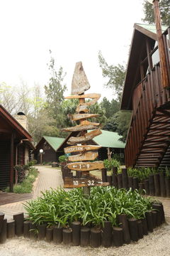 Reconnect with nature at Tsitsikamma Lodge & Spa, where scenic landscapes and cozy outdoor spaces invite pure relaxation.