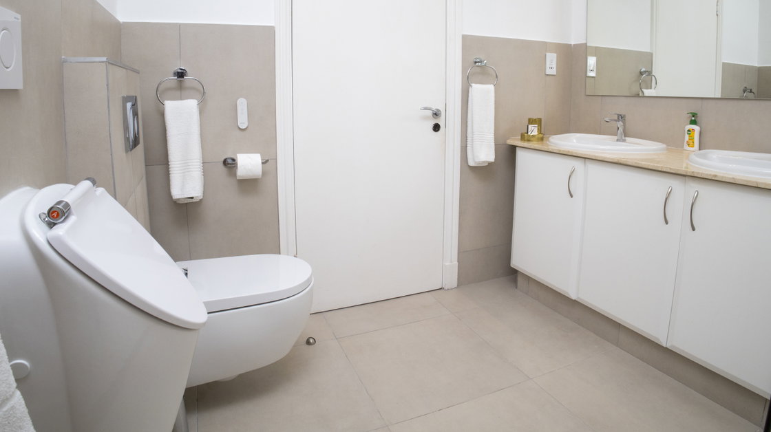 Main En Suite