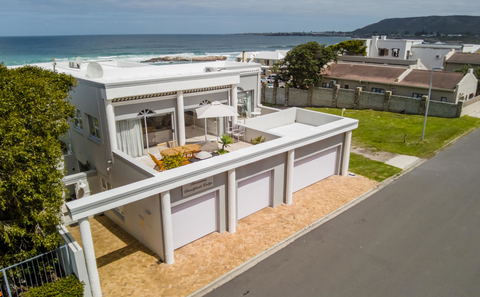 Hermanus Beachfront Lodge, DCC Hotel Collection 1