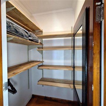 Unit 4 Apartment with Sea View Store Room