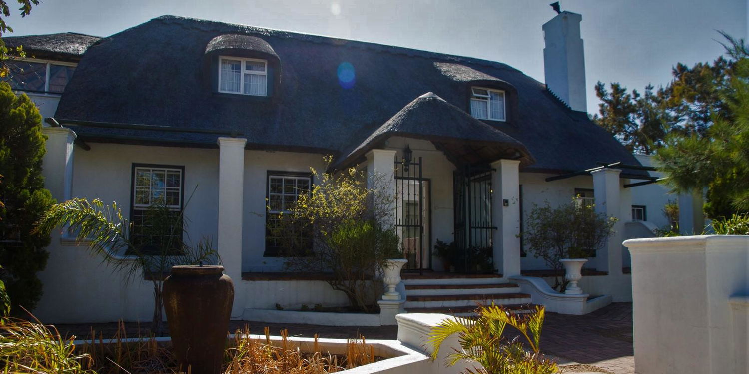 Howards End Manor