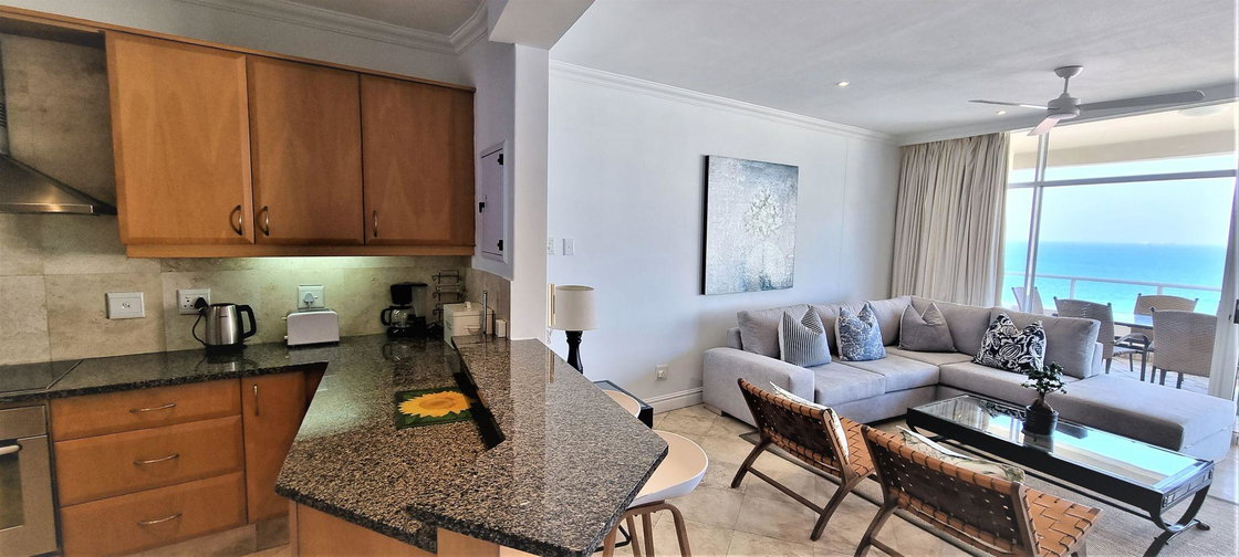 Kitchen/Lounge
