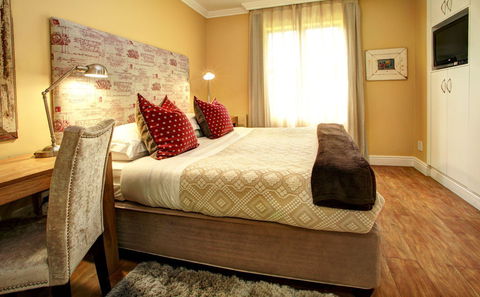 ACCOMMODATION
