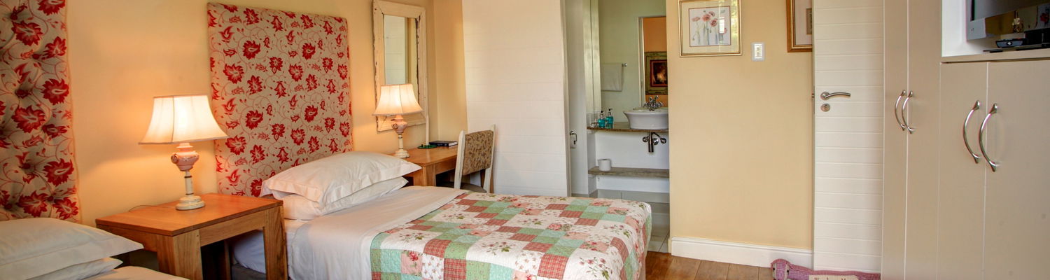 WHERE GROUPS GATHER IN STYLE