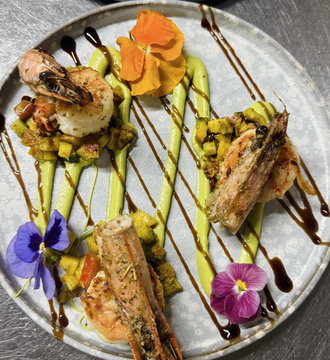 Pan-fried prawns for starter