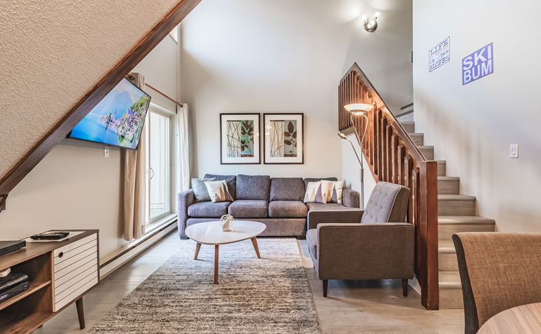 One bedroom Accommodation Lake Placid Lodge Whistler One bedroom Accommodation Lake Placid Lodge Whistler