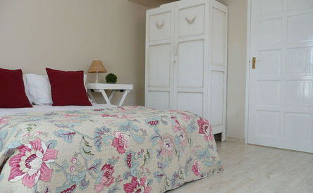 Twin Room (Main House - Room 9)