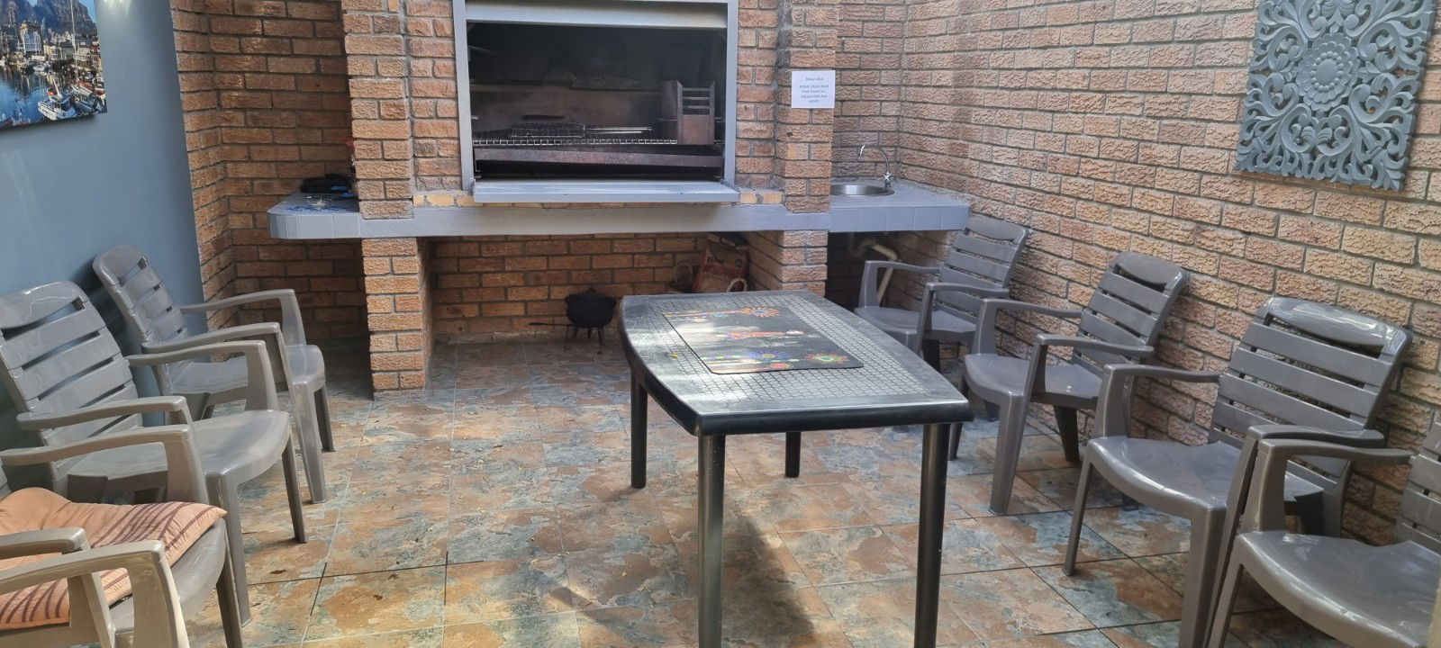 Indoor Braai Area