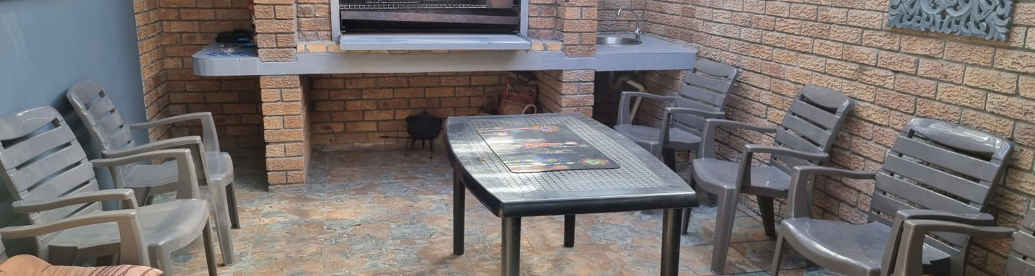 Indoor Braai Area