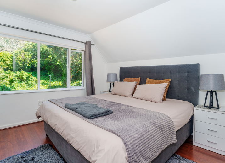 Modern Room 5