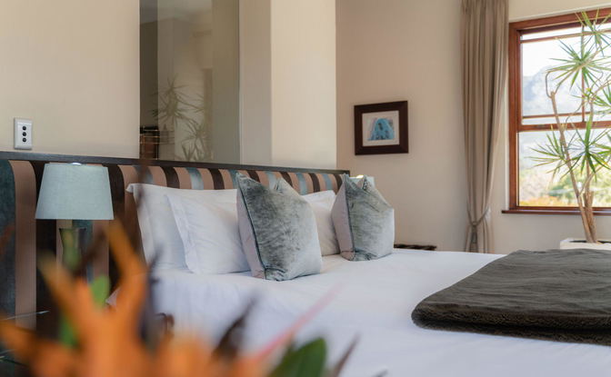 Deluxe Suite 3
