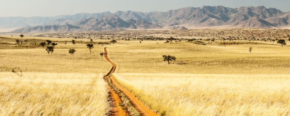 Enjoy a delightful 9-day golf and nature experience in Namibia.