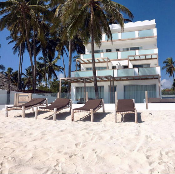 As the top-floor unit within this exclusive beachfront complex, Imani Penthouse boasts sweeping views of the turquoise Indian Ocean and powdery white beach.