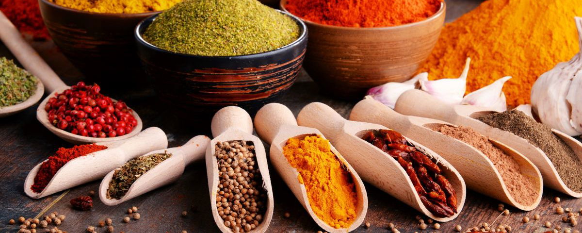 Imani Penthouse: Self-catering Beachfront Deluxe Apartment in Zanzibar - Discover the vibrant flavors of Zanzibar with locally sourced herbs and spices, perfect for whipping up culinary delights in our fully-equipped modern kitchen.