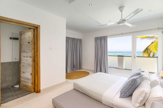 The elegantly designed sea-facing bedrooms both have ensuite bathrooms for your comfort.