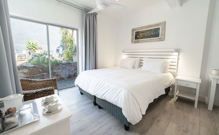 Comfort King Room with Garden View