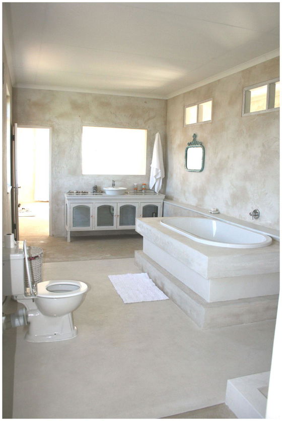 Charlotte House bathroom interior