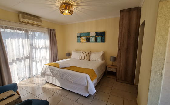 Bachelor Room