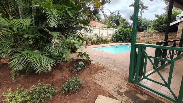 Garden path and Pool