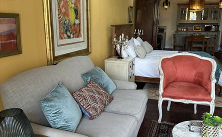 The Moroccan studio, two sleeper