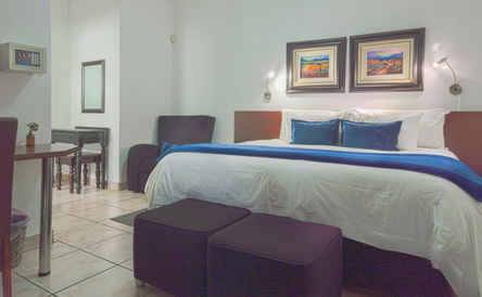 Room 4 - Superior Room