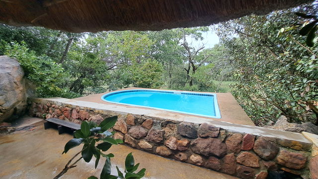 Kudu Cottage private splash pool