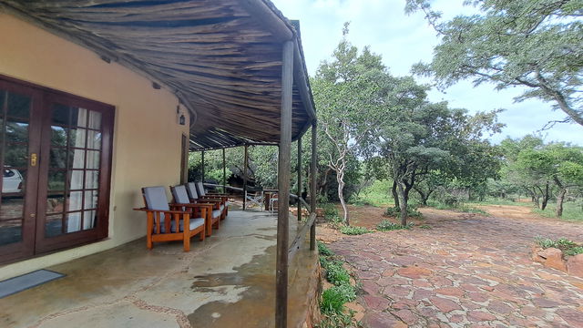 Kudu Cottage covered stoep