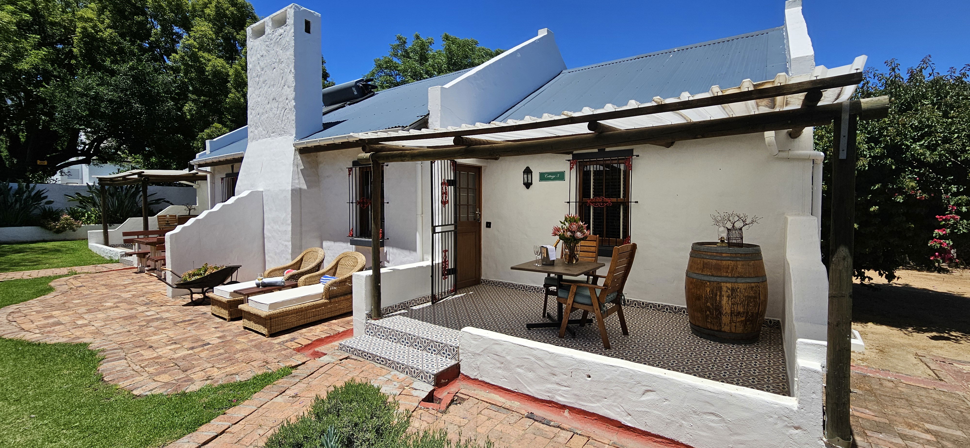 One Bedroom Garden Cottage