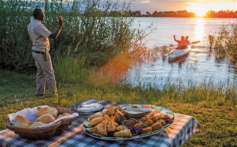 Zambezi Canoe Trip