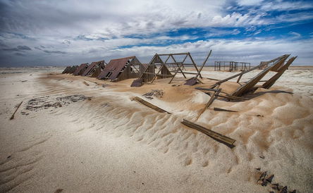 SHIPWRECKS AND DIAMONDS - Guided Tour to Conception and Meob Bay