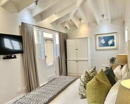 Acorn Suite