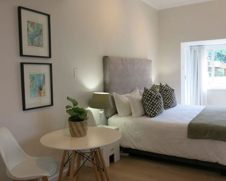 Oak Suite