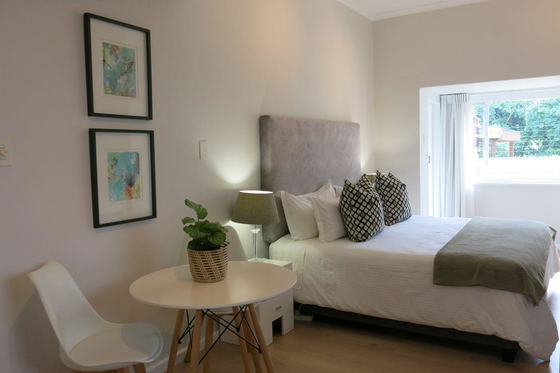 Oak Suite