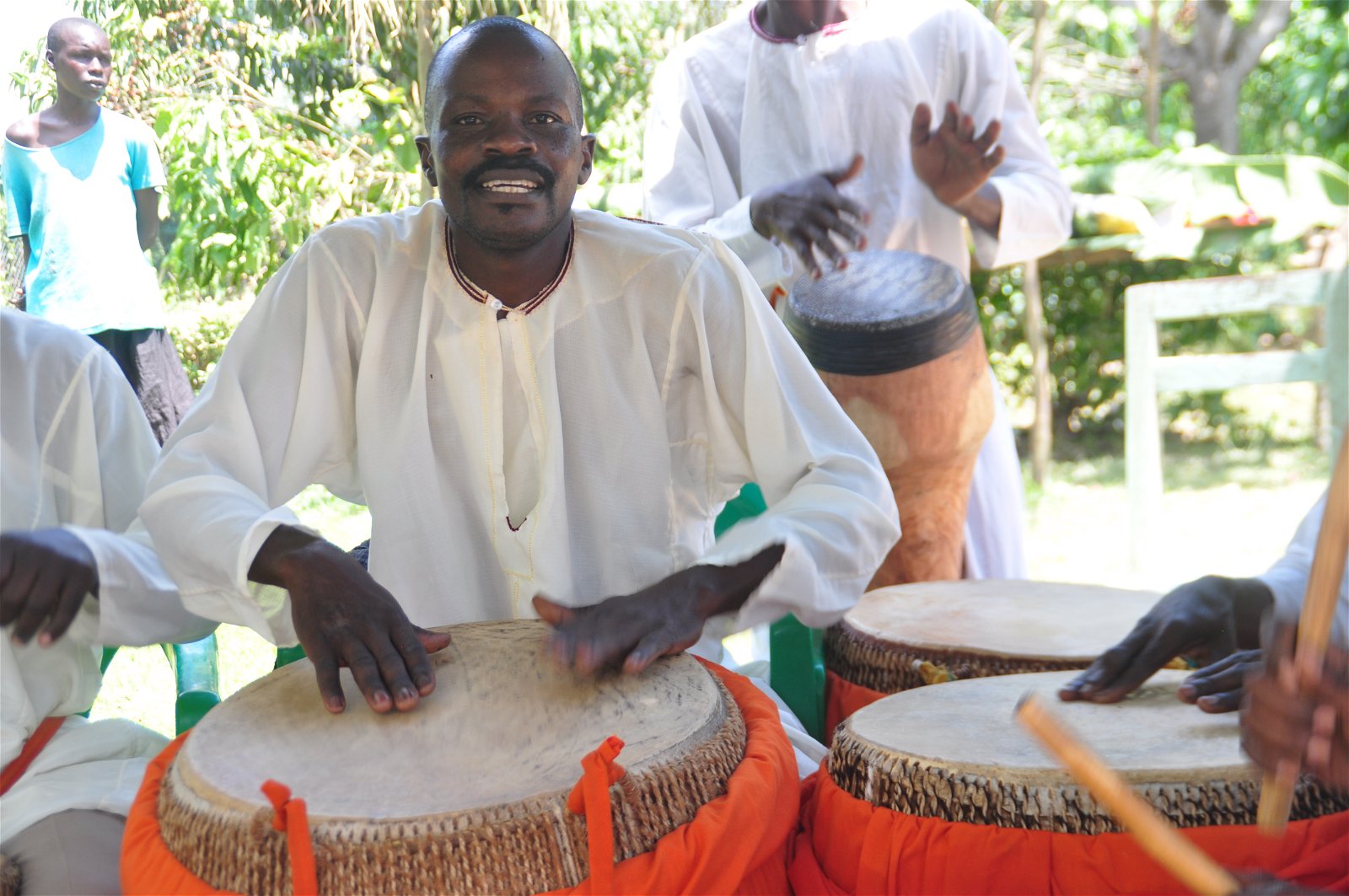 Musik och dans i BugandaMusik och dans i Buganda  