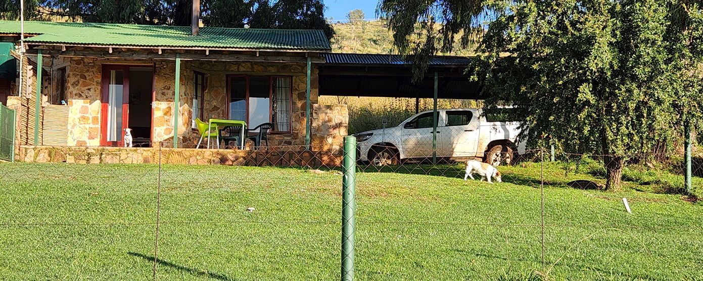 Fenced Pet Friendly Accommodation in Dullstroom, Mpumalanga: The Nest